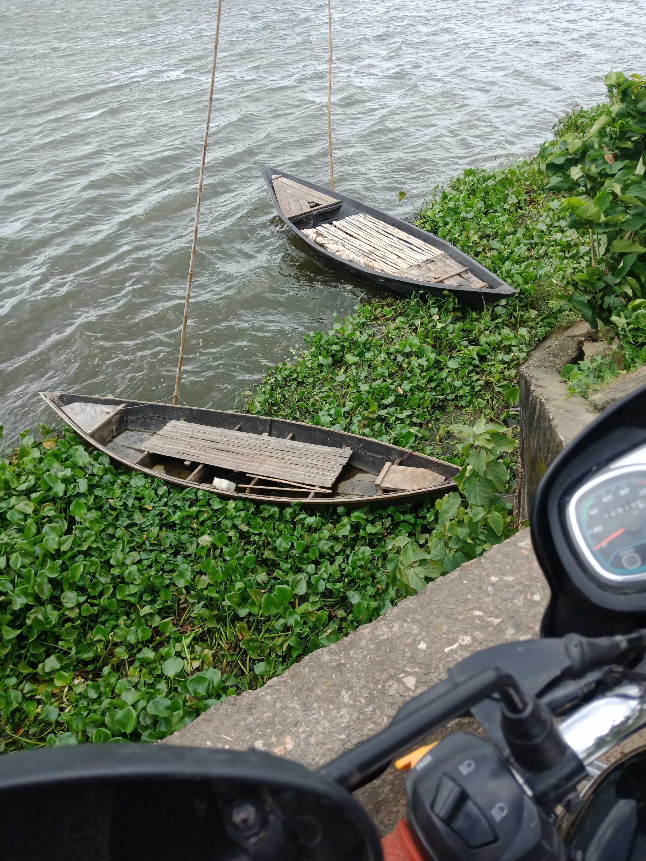 আশার ভেলা